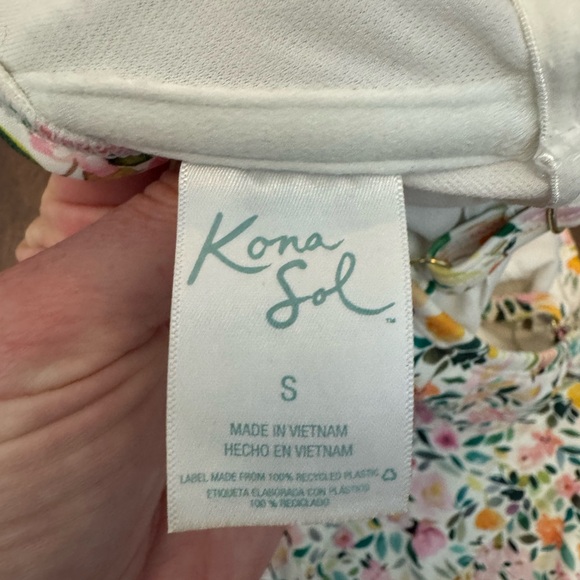 Kona Sol Floral swimsuit - size small - Picture 5 of 7